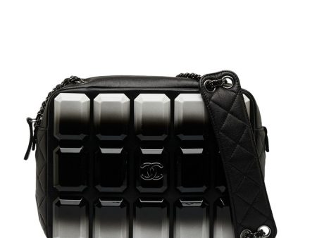 Chanel Matrace On Board ping Pop Art Chain houlder Bag Black White   CHANEL Online now