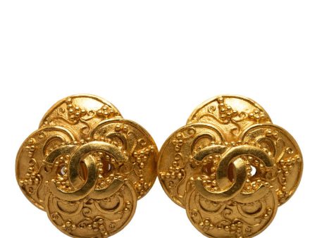 Chanel Vintage Cocomark Alabesk Clover Earring Gold Makeup  CHANEL Supply