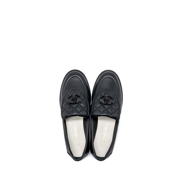 Chanel Size 37 24C Quilted CC Logo Loafer So Black Sale