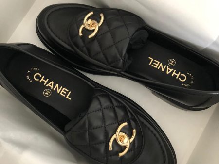 Chanel Quilted Leather Loafers (Black) Fashion