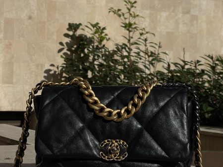 Chanel - Sac 19 noir MM Online Hot Sale